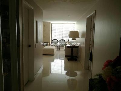 Apartamento de 3 alcobas en venta en Chico, Bogotá, 134 m² · foto 3 de 6