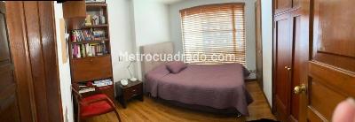 Apartamento de 3 alcobas en venta en Chico, Bogotá, 148 m² · foto 2 de 10