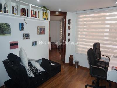 Apartamento de 3 alcobas en venta en Santa Barbara, Bogotá, 135 m² · foto 12 de 19