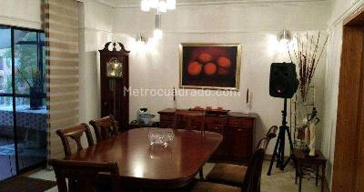 Apartamento de 4 alcobas en venta en La Carolina, Bogotá, 315 m² · foto 14 de 15