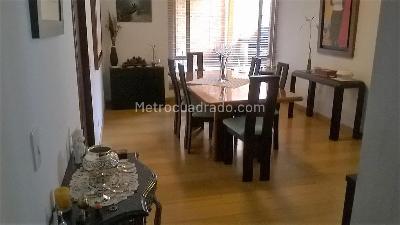 Apartamento de 4 alcobas en venta en La Carolina, Bogotá, 220 m² · foto 8 de 11