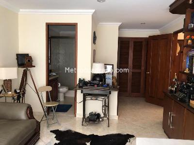 Apartamento de 5 alcobas en venta en Santa Barbara, Bogotá, 196 m² · foto 11 de 16