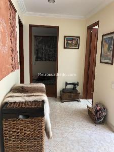 Apartamento de 5 alcobas en venta en Santa Barbara, Bogotá, 196 m² · foto 6 de 16