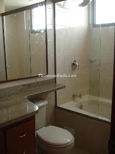 Apartamento de 3 alcobas en venta en Santa Ana, Bogotá, 139 m² · foto 4 de 11
