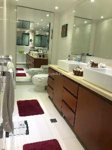Apartamento en venta en Los Rosales, Bogotá · foto 17 de 18