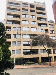 Apartamento en venta en Los Rosales, Bogotá · foto 2 de 5