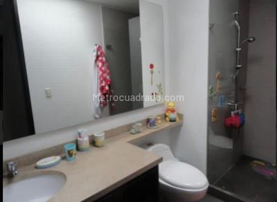 Apartamento en venta en Chico Navarra, Bogotá · foto 12 de 16