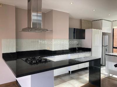 Apartamento en venta en El Virrey, Bogotá · foto 2 de 17