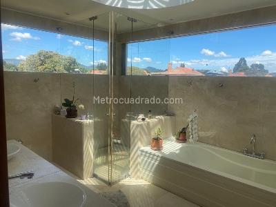Casa de 3 alcobas en venta en Hacienda San Simon, Bogotá, 330 m² · foto 11 de 13