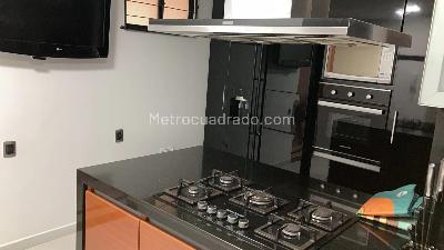 Apartamento de 3 alcobas en venta en Santa Barbara, Bogotá, 150 m² · foto 8 de 17