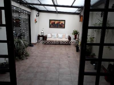 Apartamento en venta en San Patricio, Bogotá · foto 9 de 17