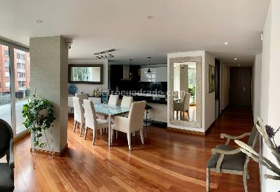 Apartamento de 3 alcobas en venta en San Patricio, Bogotá, 140 m² · foto 4 de 16