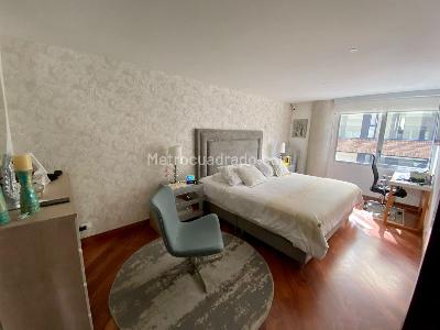 Apartamento de 3 alcobas en venta en San Patricio, Bogotá, 140 m² · foto 15 de 16