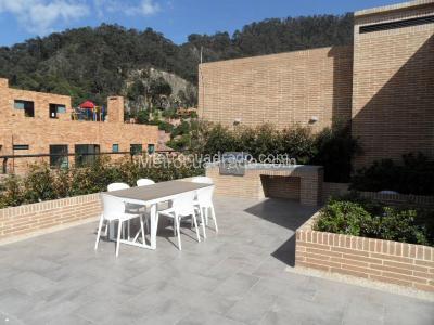 Apartamento de 2 alcobas en venta en El Refugio, Bogotá, 85 m² · foto 9 de 13