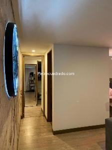 Apartamento en venta en Santa Barbara, Bogotá · foto 2 de 8