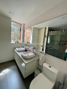 Apartamento de 2 alcobas en venta en Chico, Bogotá, 130 m² · foto 12 de 12