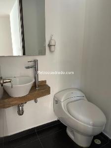 Apartamento de 2 alcobas en venta en Chico Navarra, Bogotá, 97 m² · foto 15 de 18