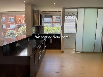 Apartamento de 2 alcobas en venta en Chico Navarra, Bogotá, 97 m² · foto 6 de 18