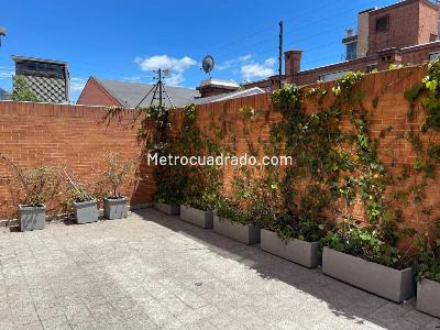 Apartamento de 2 alcobas en venta en Chico Navarra, Bogotá, 97 m² · foto 17 de 18