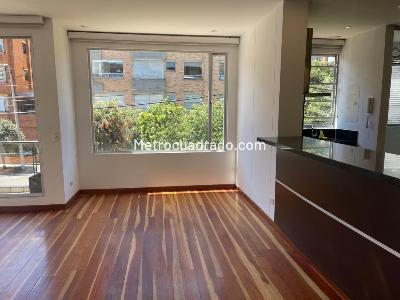 Apartamento de 2 alcobas en venta en Chico Navarra, Bogotá, 97 m² · foto 2 de 18