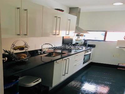 Apartamento de 2 alcobas en venta en Chico, Bogotá, 105 m² · foto 5 de 8