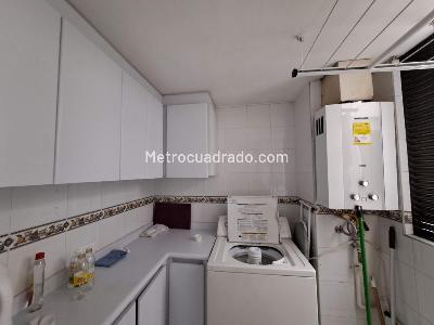 Apartamento en venta en Los Rosales, Bogotá · foto 4 de 15