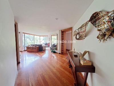Apartamento en venta en Los Rosales, Bogotá · foto 3 de 15