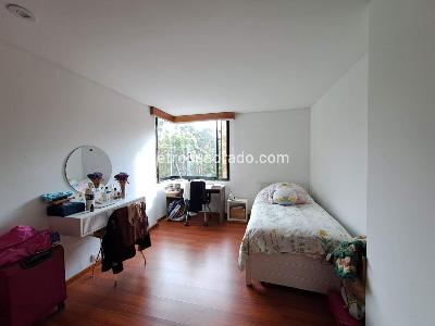 Apartamento en venta en Los Rosales, Bogotá · foto 11 de 15
