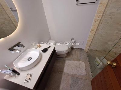 Apartamento en venta en Los Rosales, Bogotá · foto 8 de 15