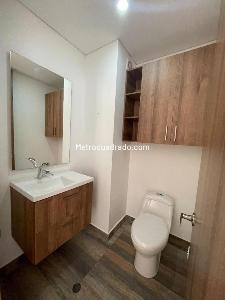 Apartamento en venta en Santa Barbara, Bogotá · foto 6 de 10