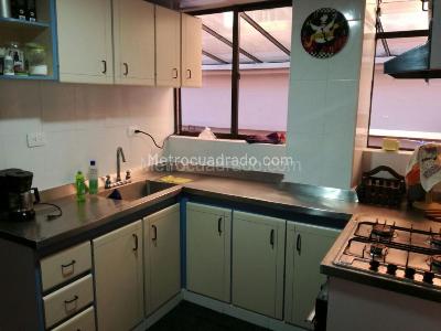 Apartamento en venta en Santa Barbara, Bogotá · foto 5 de 9