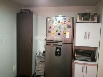 Apartamento en venta en Santa Barbara, Bogotá · foto 6 de 9