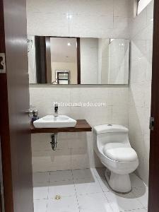 Apartamento de 2 alcobas en venta en Chico Navarra, Bogotá, 140 m² · foto 16 de 17