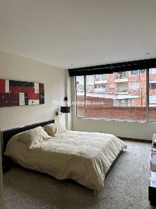 Apartamento de 2 alcobas en venta en Chico Navarra, Bogotá, 140 m² · foto 13 de 17