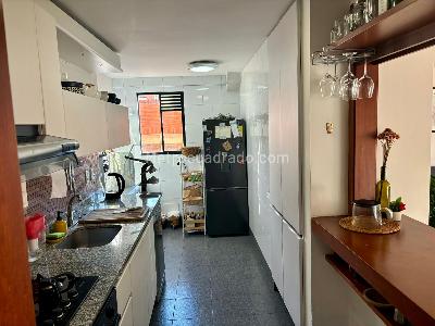 Apartamento de 2 alcobas en arriendo en El Virrey, Bogotá, 100 m² · foto 3 de 8