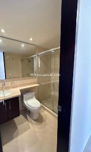 Apartamento de 2 alcobas en venta en San Patricio, Bogotá, 109 m² · foto 5 de 12