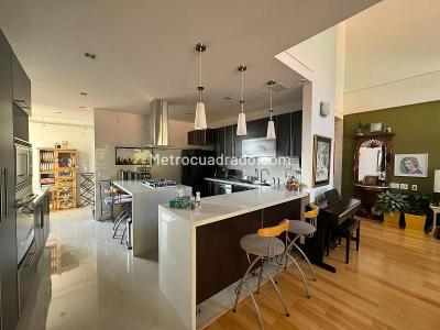 Apartamento en venta en Santa Barbara, Bogotá · foto 4 de 19