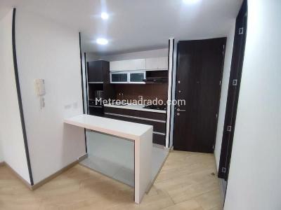 Apartamento en venta en Santa Barbara, Bogotá · foto 2 de 15