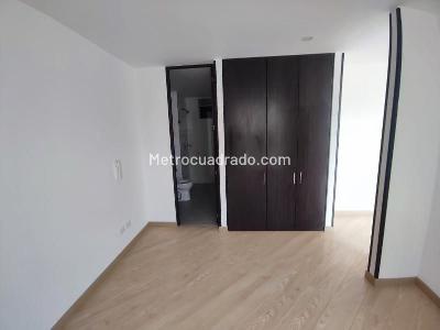 Apartamento en venta en Santa Barbara, Bogotá · foto 11 de 15