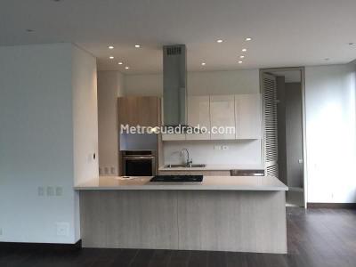 Apartamento de 2 alcobas en venta en La Cabrera, Bogotá, 180 m² · foto 3 de 20