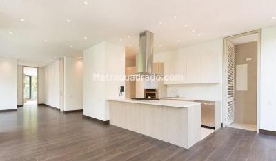 Apartamento de 2 alcobas en venta en La Cabrera, Bogotá, 180 m² · foto 2 de 20