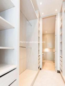 Apartamento de 2 alcobas en venta en La Cabrera, Bogotá, 180 m² · foto 8 de 20