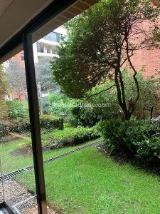 Apartamento de 3 alcobas en venta en Los Rosales, Bogotá, 245 m² · foto 6 de 11