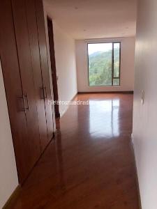 Apartamento en venta en Bosque De Pinos, Bogotá · foto 9 de 14