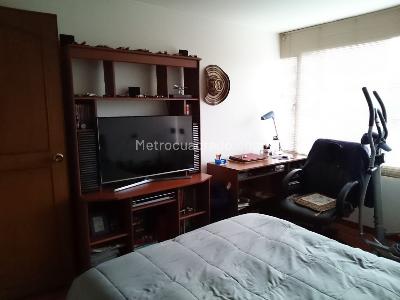 Apartamento de 3 alcobas en venta en San Patricio, Bogotá, 140 m² · foto 13 de 19