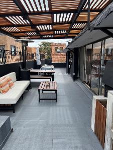 Apartamento de 4 alcobas en venta en Santa Barbara, Bogotá, 265 m² · foto 17 de 18