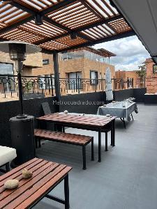 Apartamento de 4 alcobas en venta en Santa Barbara, Bogotá, 265 m² · foto 14 de 18