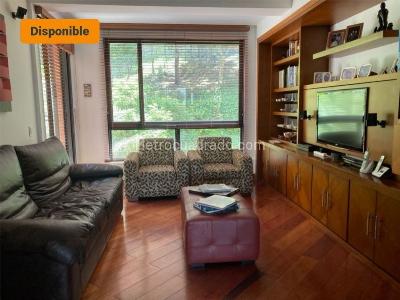 Apartamento en venta en Santa Barbara Alta, Bogotá · foto 2 de 9