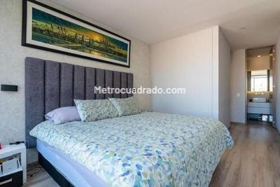 Apartamento en venta en Santa Barbara, Bogotá · foto 3 de 14