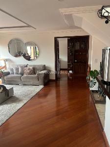 Apartamento de 4 alcobas en arriendo en San Patricio, Bogotá, 220 m² · foto 2 de 12